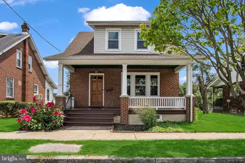 916 Bosler Ave, Lemoyne, PA 17043