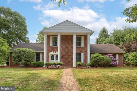 1201 Georgetown Cir, Carlisle, PA 17013