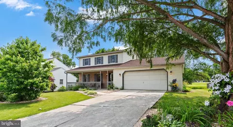 25 White Oak Blvd, Mechanicsburg, PA 17050