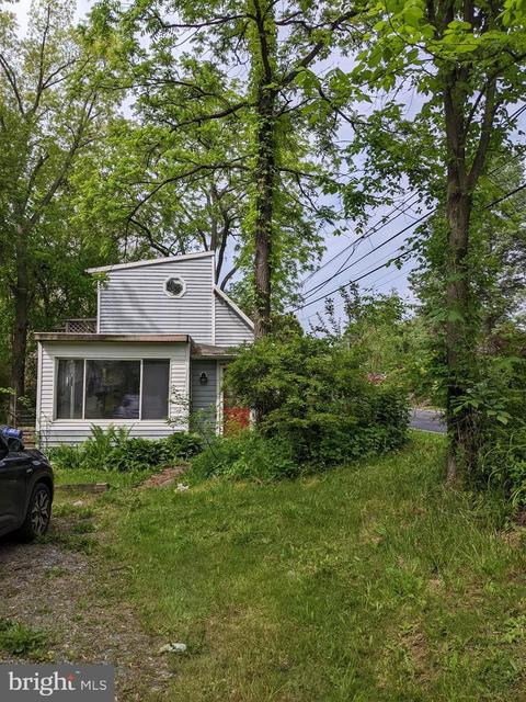 987 Park Pl, Mechanicsburg, PA 17055