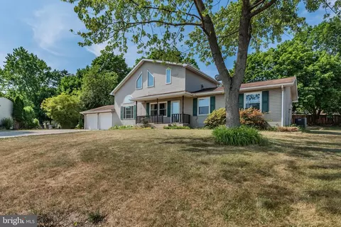 1791 Cessna St, Carlisle, PA 17013