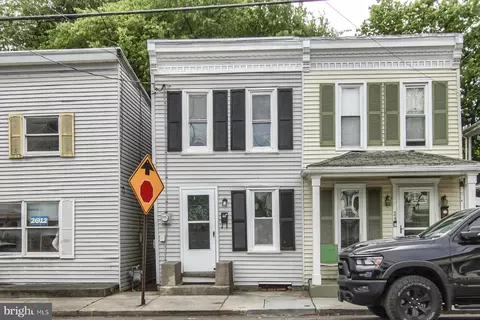 422 N West St, Carlisle, PA 17013