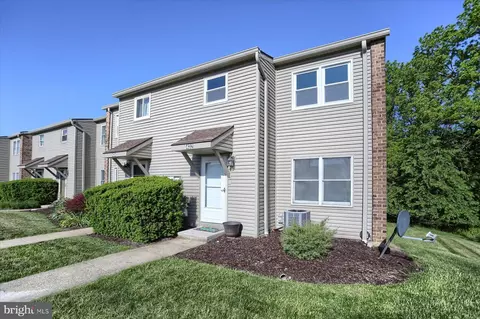432 Mill Race Rd, Carlisle, PA 17013
