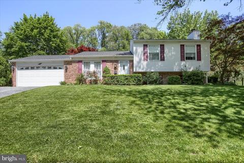 405 Deerfield Rd, Camp Hill, PA 17011