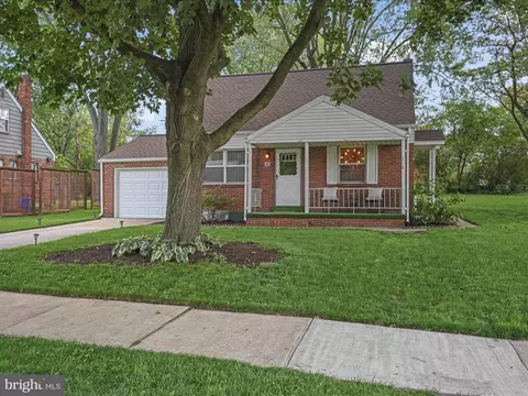 305 Pennsylvania Ave, Camp Hill, PA 17011