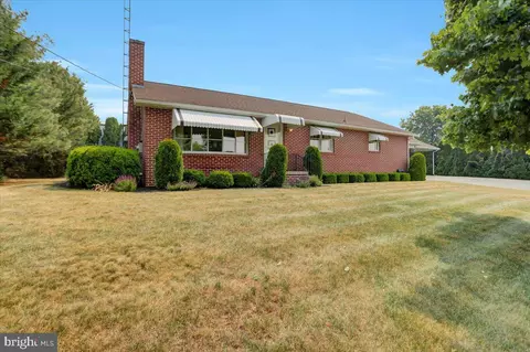 141 Shippensburg Rd, Shippensburg, PA 17257