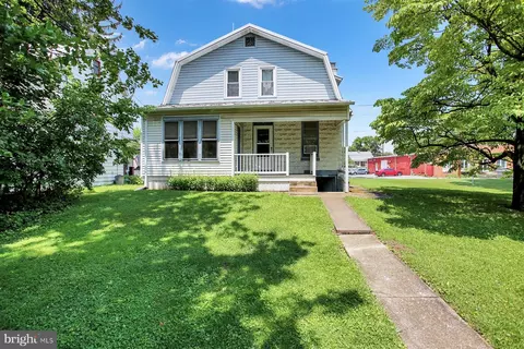 523 W Simpson St, Mechanicsburg, PA 17055