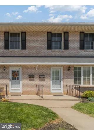2 Carter Pl, Carlisle, PA 17013