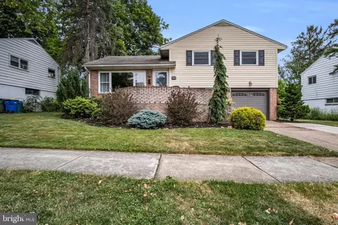 1035 Swarthmore Rd, New Cumberland, PA 17070