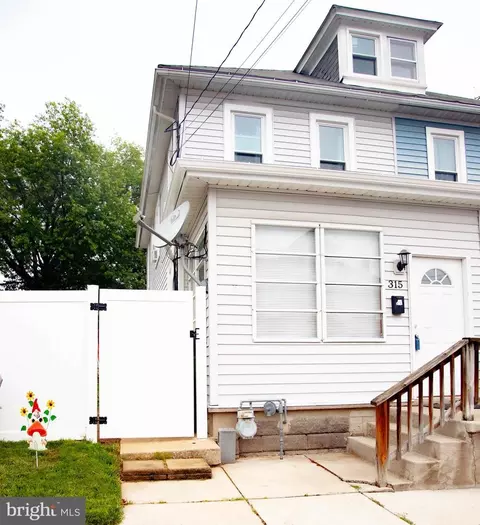 315 9th St, New Cumberland, PA 17070