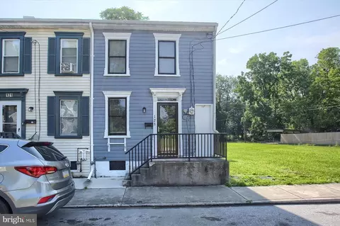 123 S East St, Carlisle, PA 17013