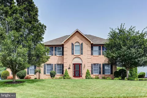 40 Bourbon Red Dr, Mechanicsburg, PA 17050