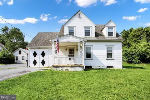 1550 W Trindle Rd, Carlisle, PA 17015