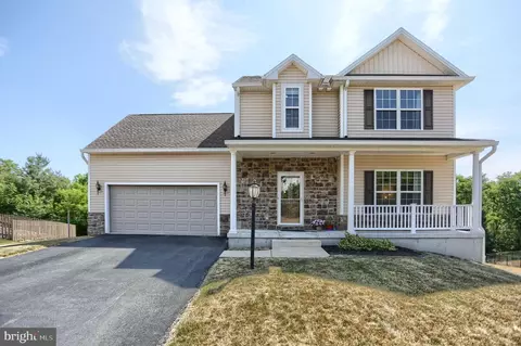 5420 Westbury Dr, Enola, PA 17025