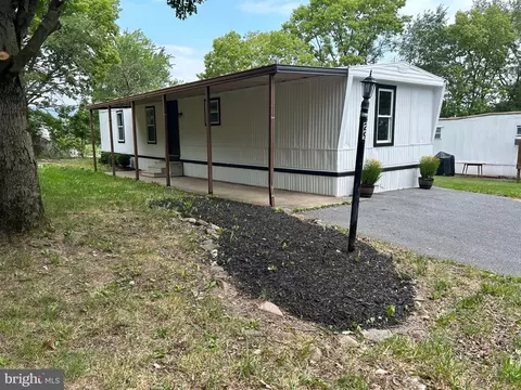 29 Aspen Ln, Carlisle, PA 17015