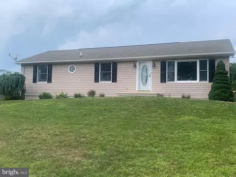 37 Shepherd Rd, Newville, PA 17241