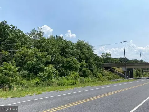 1700 Lambs Gap Rd W, Mechanicsburg, PA 17050