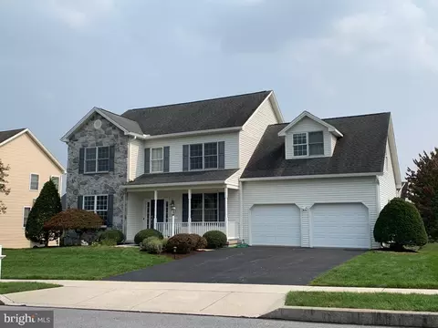 5835 Aspen Ln, Enola, PA 17025