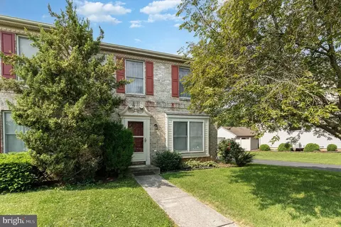 6151 Haymarket Way, Mechanicsburg, PA 17050