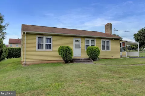 321 Salt Rd, Enola, PA 17025