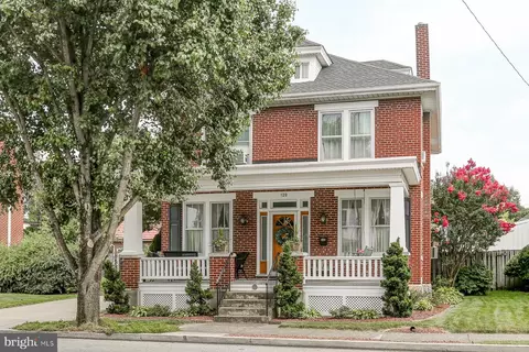120 E Simpson St, Mechanicsburg, PA 17055