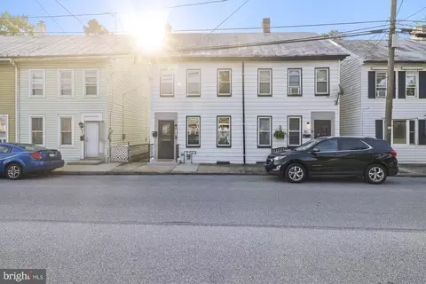29 S Spring Garden St, Carlisle, PA 17013