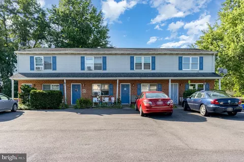 4517 Florence Ave, Mechanicsburg, PA 17055