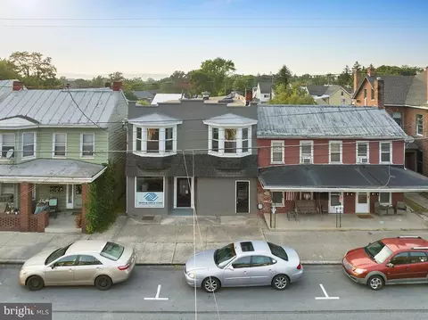 235 E King St, Shippensburg, PA 17257