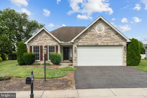 50 Burwick Dr, Mechanicsburg, PA 17050