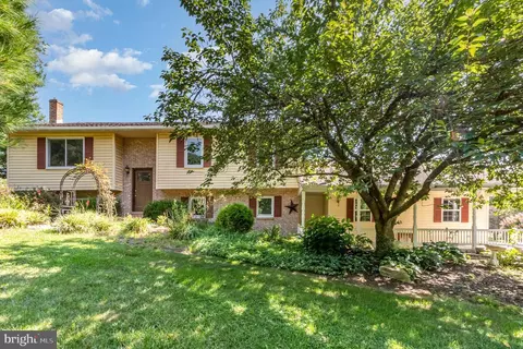 289 Bonnybrook Rd, Carlisle, PA 17015