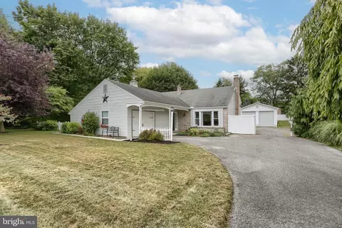 1820 Basin Hill Blvd, Carlisle, PA 17013