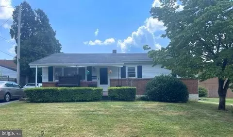 1935 Princeton Ave, Camp Hill, PA 17011