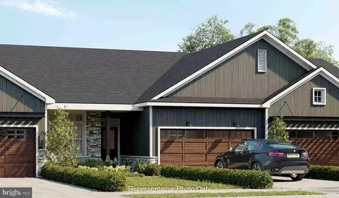 732 Aurora Dr #398, Mechanicsburg, PA 17055