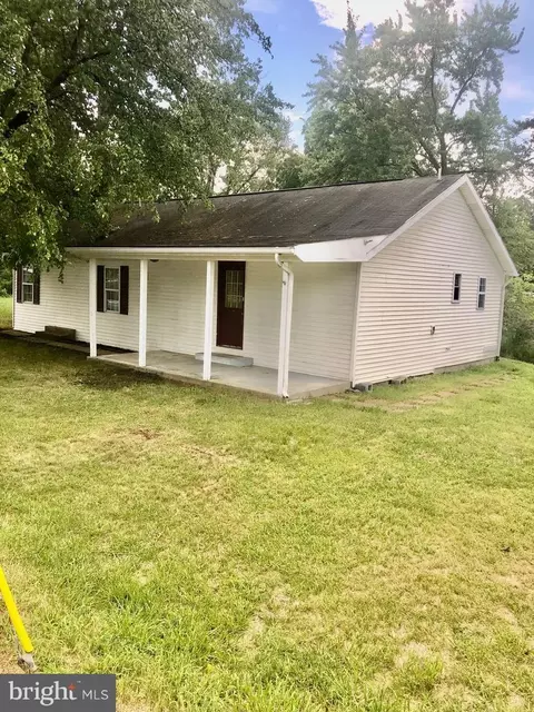 12 Wyrick Ave, Shippensburg, PA 17257