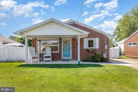 2023 Arlington St, Camp Hill, PA 17011