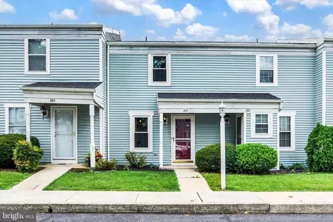 885 Old Silver Spring Rd, Mechanicsburg, PA 17055