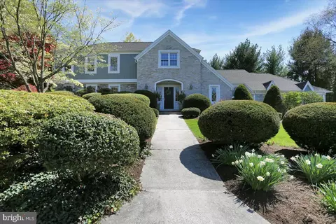 1756 Marlin Rdg, Camp Hill, PA 17011