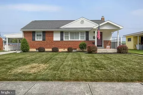509 E Keller St, Mechanicsburg, PA 17055