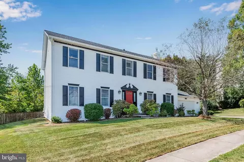884 Acri Rd, Mechanicsburg, PA 17050