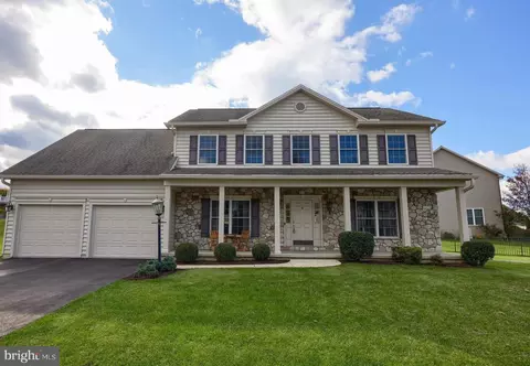 479 Adam Ln, Mechanicsburg, PA 17050