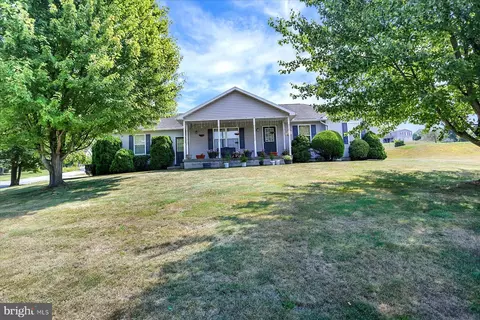 1198 Myerstown Rd, Gardners, PA 17324