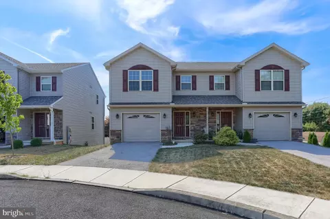 202 Westhafer Ct, Mechanicsburg, PA 17055