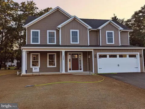 1809 Edgewood Dr, Shippensburg, PA 17257