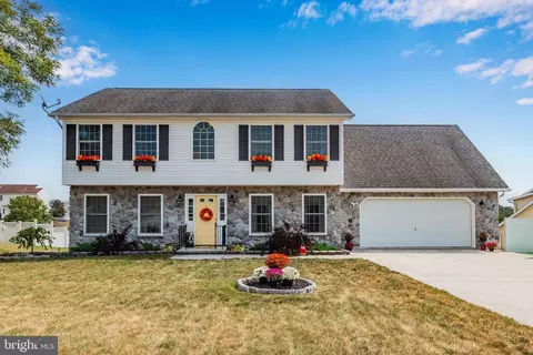 6 Cedar Vw, Carlisle, PA 17013