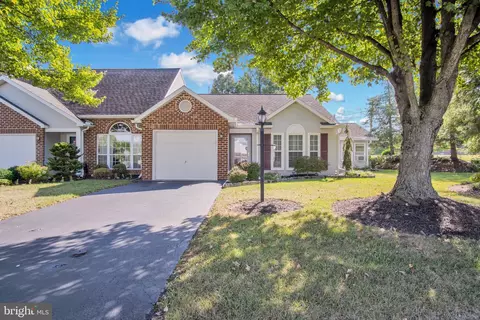 31 Ridgeway Dr, Carlisle, PA 17015