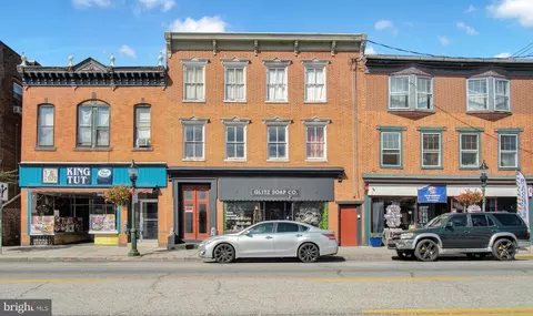 124-126 N Hanover St, Carlisle, PA 17013