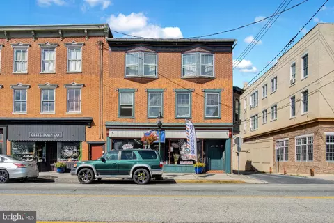 128-130 N Hanover St, Carlisle, PA 17013