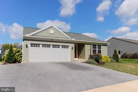208 Jericho Ln, Shippensburg, PA 17257