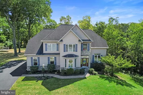 938 Hawthorne St, Enola, PA 17025