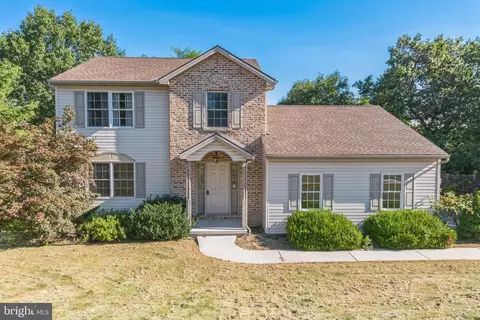 27 Hazelwood Path, Mechanicsburg, PA 17050